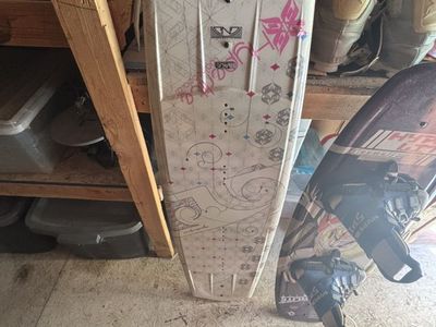 Girls Wake Board