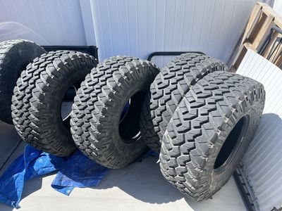 38x13.5R17 Nitto Trail Grapplers x4
