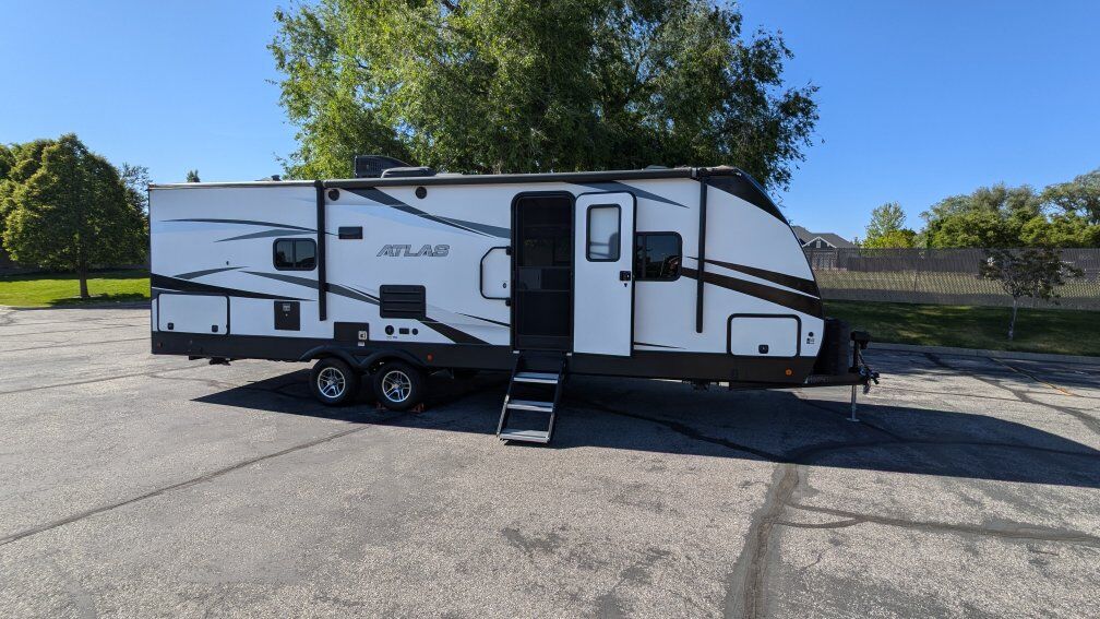 2021 Dutchman Keystone Atlas 2732RB