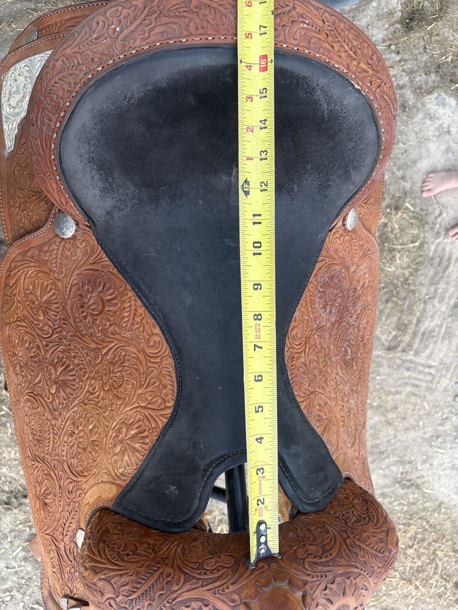 Main image 7