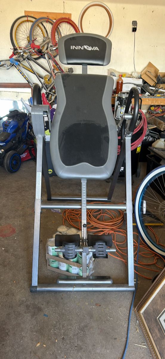 Innova Health Inversion Table