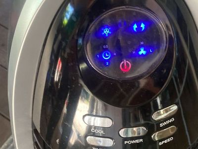 Fan. Air fresh Clean 100/100 . . Water. Works Great-200 QuietSet Whole-Room notHaveRemoteContr Oscillat