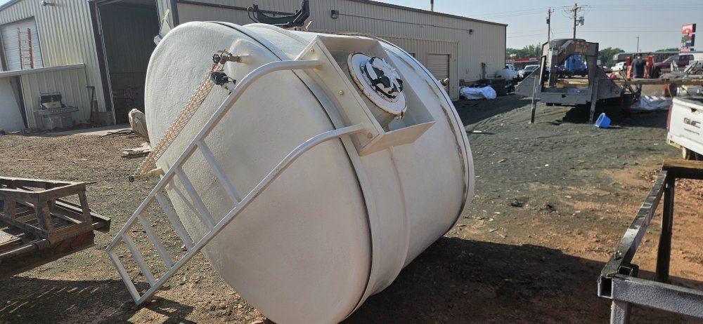 Large Industrial Storage Tank - Fiberglass