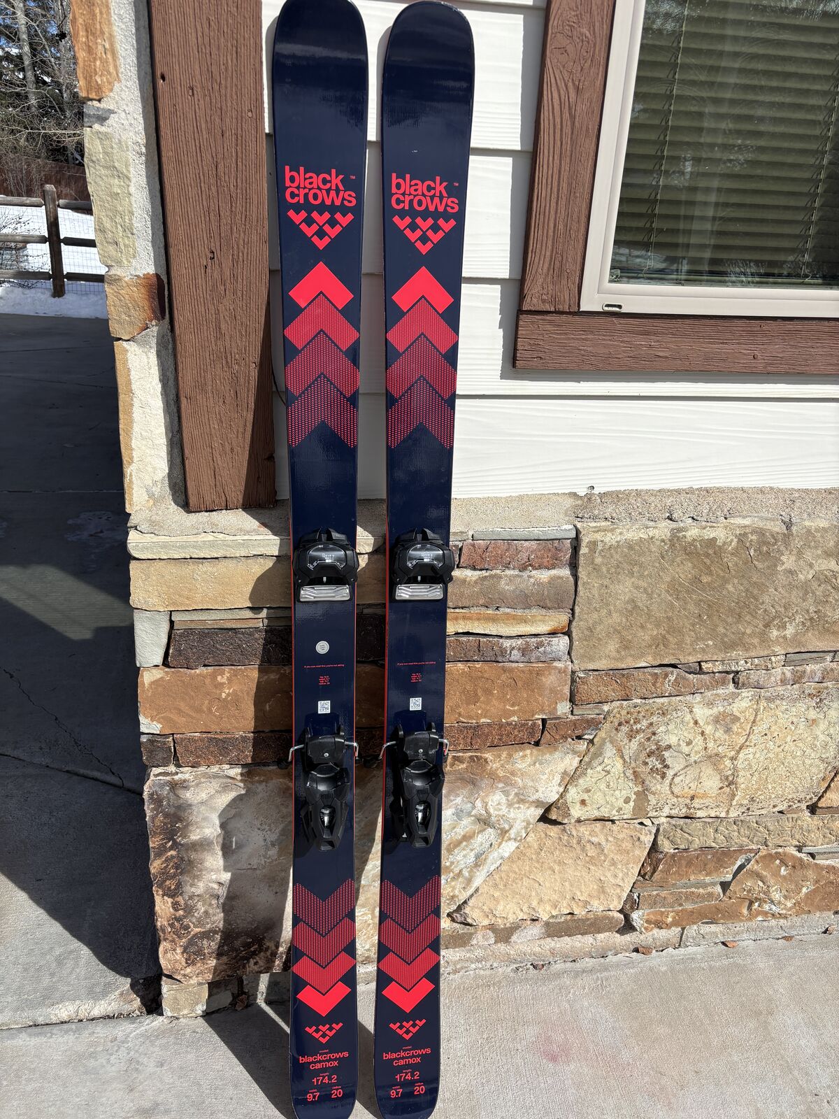 Black Crows Camox Skis Marker Bindings 174