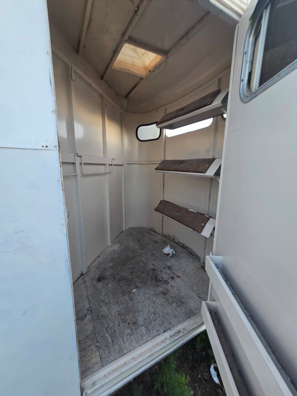 4 horse slant load trailer