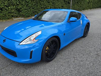 2011 NISSAN 370 Touring