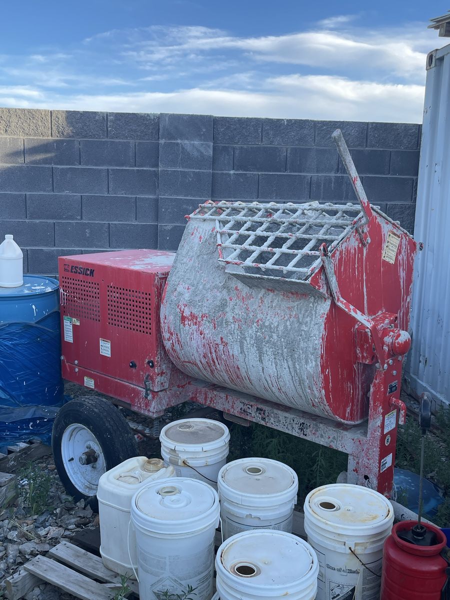 MQ Essick Commercial Mortar Mixer – Great Condition