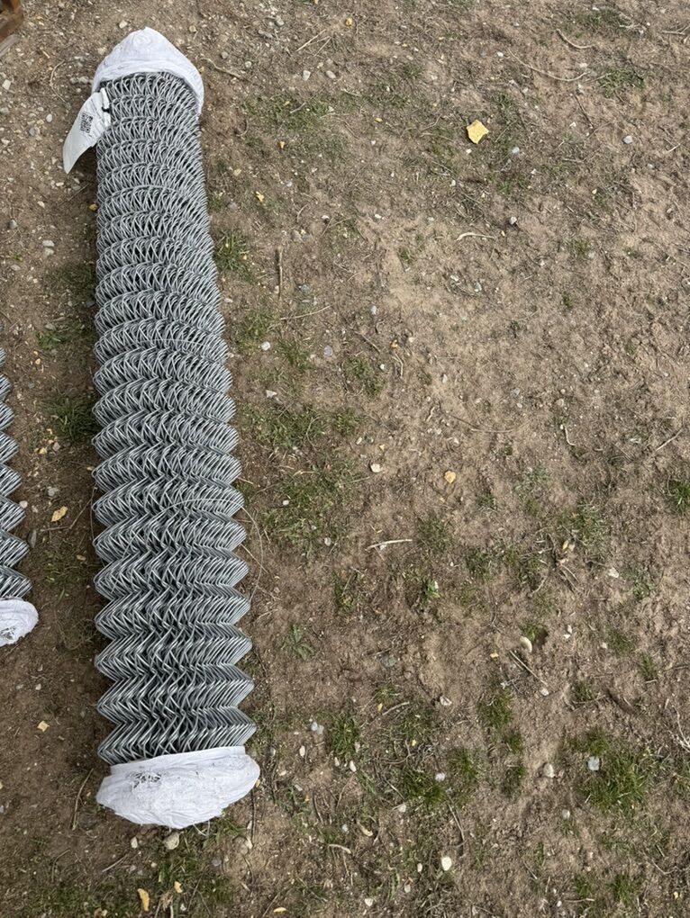 Brand New Roll Of 6' Chain Link
