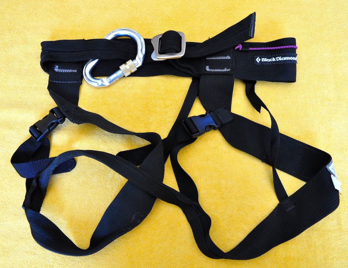 Black Diamond "Alpine Bod" Harness (Size Small Unisex) w/ Carabiner