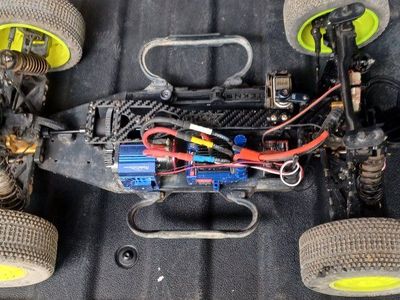 Tekno SCT410SL 4WD Racer