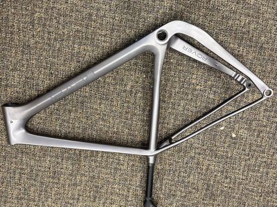 Revel Rover Carbon Frame Size Medium