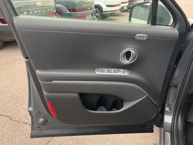 Main image 22