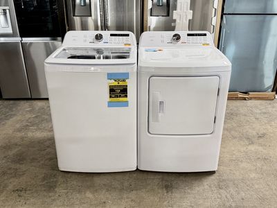 INSIGNIA WASHER AND DRYER SET WITH WARRANTY