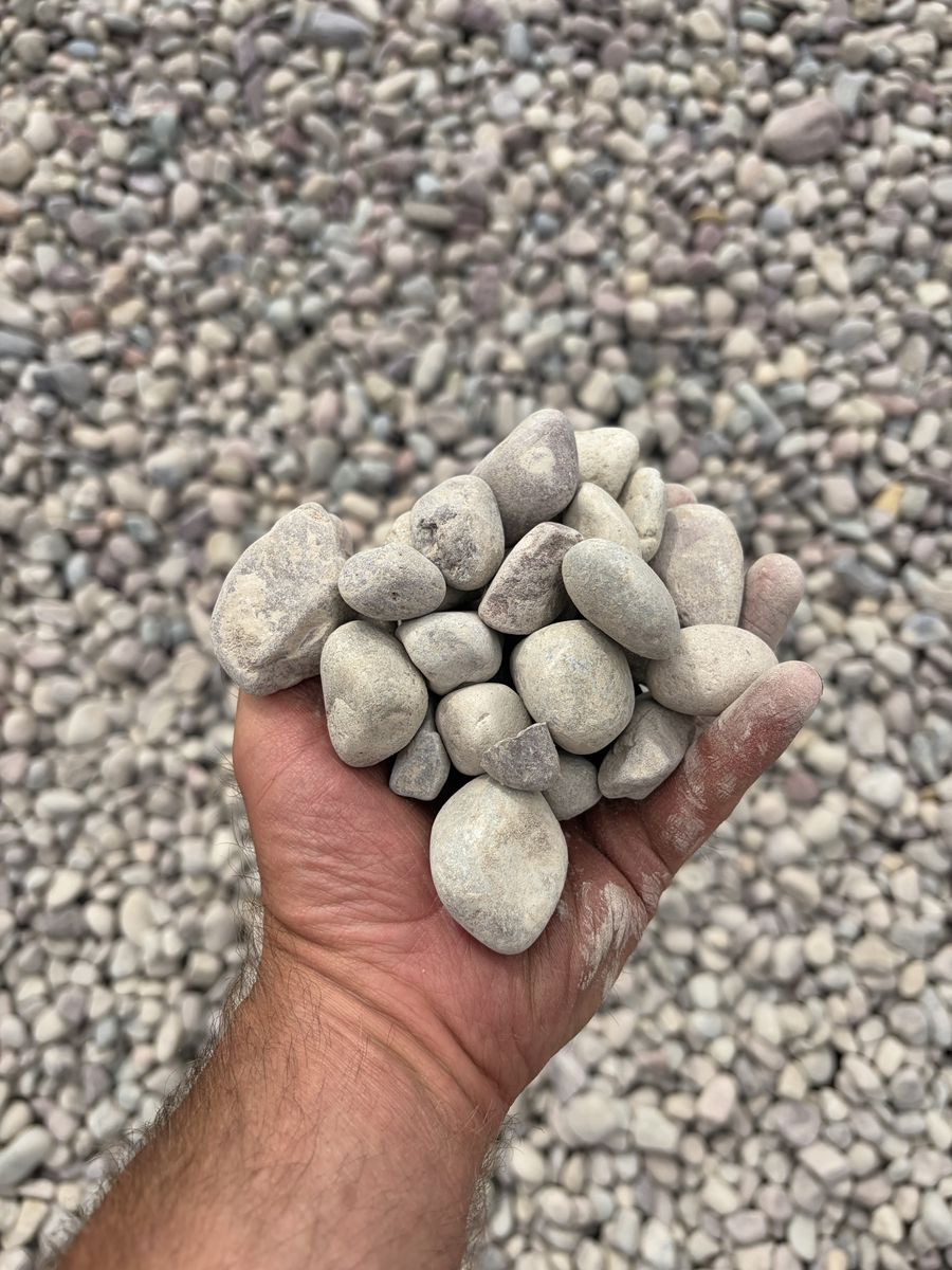 3 tons 1 1/2 inch rainbow rock delivered!