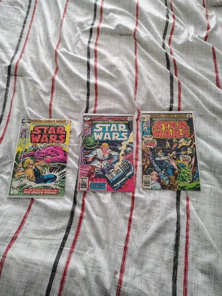 Vintage Marvel Comics Group Star Wars Comic Book Lot - Issues #9, #28, #30