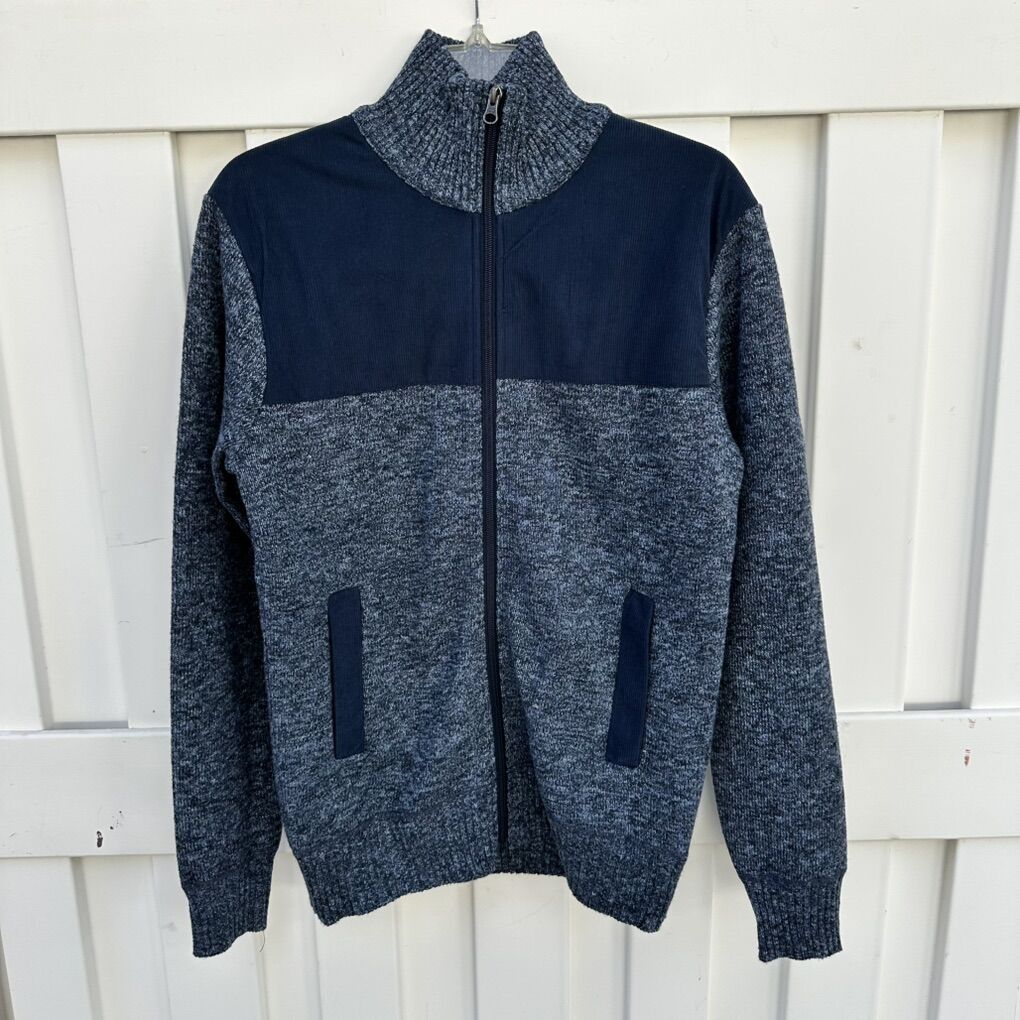 New IZOD Men's Full Zip Sweater