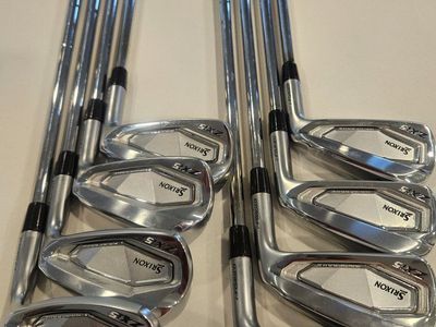 Srixon ZX5 Irons (4-A) Golf Club Set, Steel Shafts
