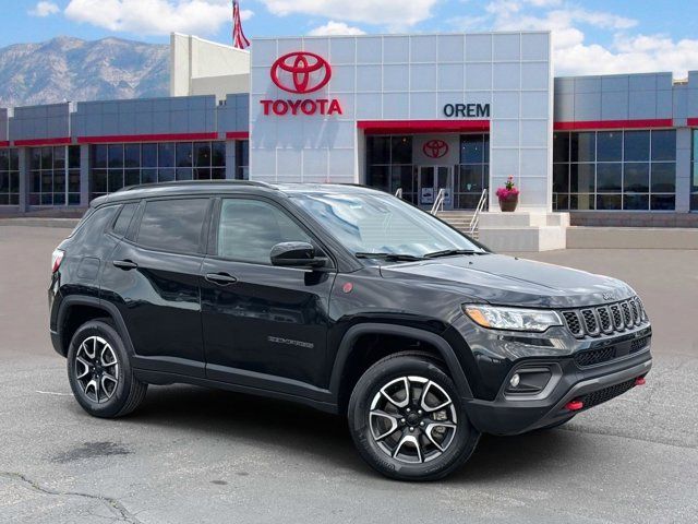 2024 Jeep Compass Trailhawk