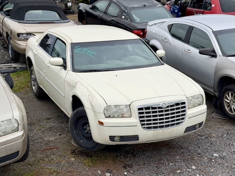 2005 Chrysler 300 Parts