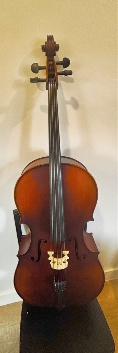 Main image 7