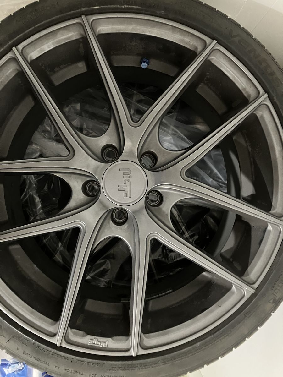 4 Wheels with Tires