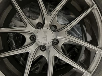 4 Wheels with Tires