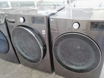 LG Front Load Washer and Dryer Set~Black Stainless Steel~Guaranteed