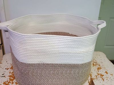 Big cloth basket. white. New.