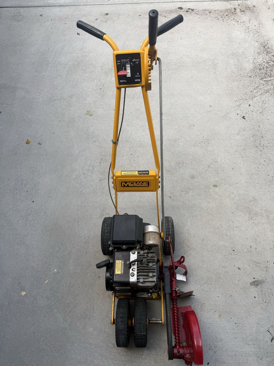 McLane 3.5 HP Gas Edger