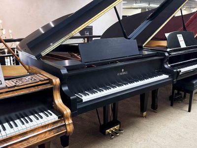 LIKE NEW GRAND PIANO