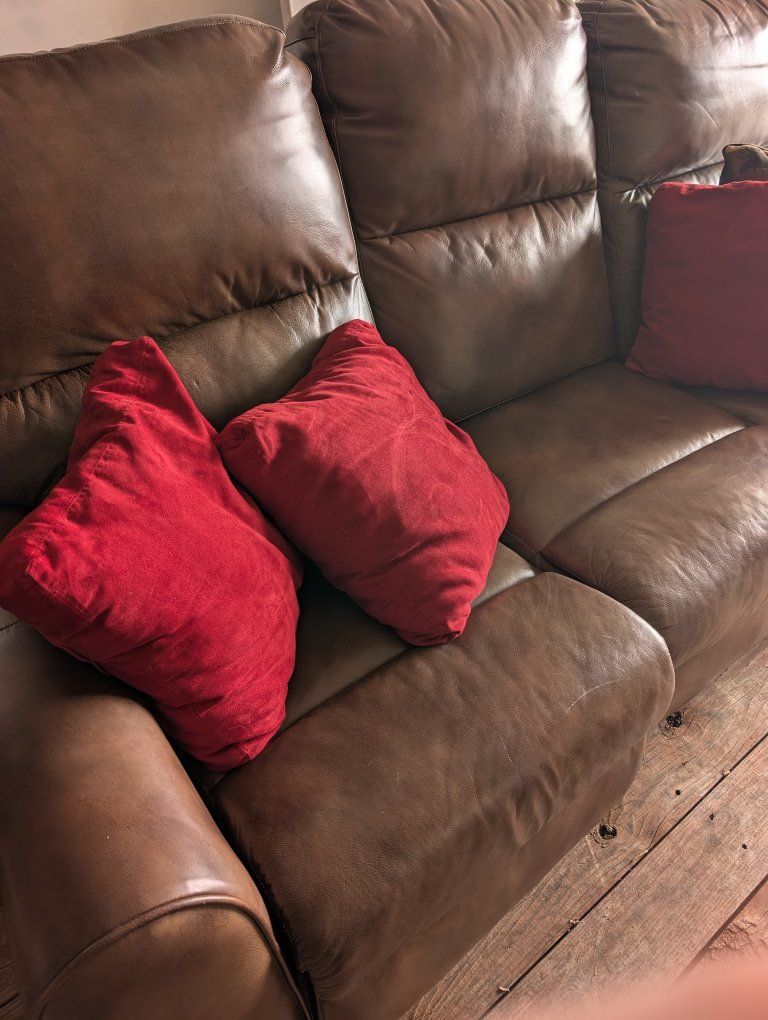 Leather couch, reclining, powered