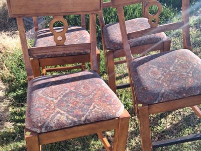 Dining chairs set of 4