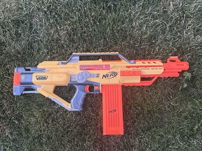 NERF Stampede ECS-50 Blaster - Tan & Orange, Excellent Condition Toy Foam Dart Gun