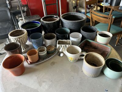LOT Of 21 Planters Pots
