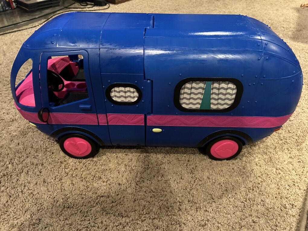 LOL Camper Bus Toy