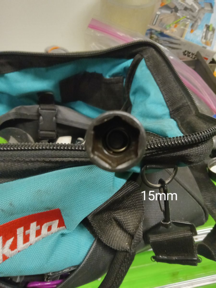 Main image 6