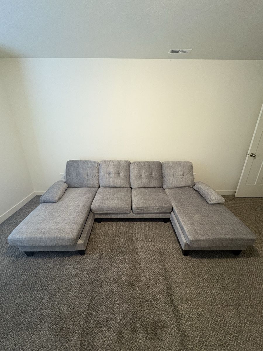 Spacious Gray Sectional Sofa Couch with Double Chaise - Excellent Condition