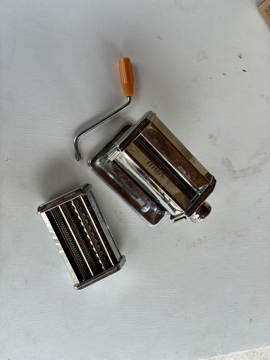 Pasta Maker Machine with Crank Handle and Attachment