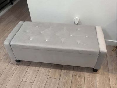 Grey Tufted Upholstered Storage Ottoman Bench with Lift-Top Lid