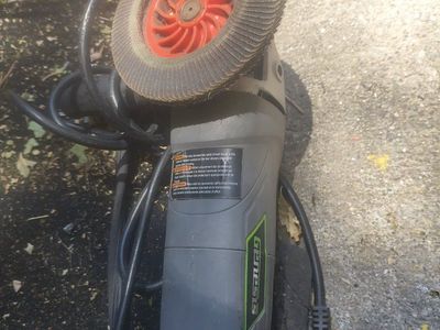 Genesis Angle Grinder, Corded Electric, with Grinding Disc - Used