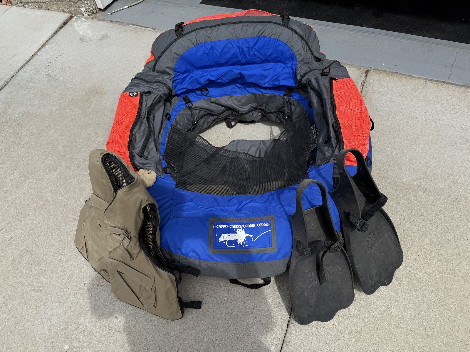 Caddis Sports Float Tube with Fins and Coast Guard Approved Vest XL