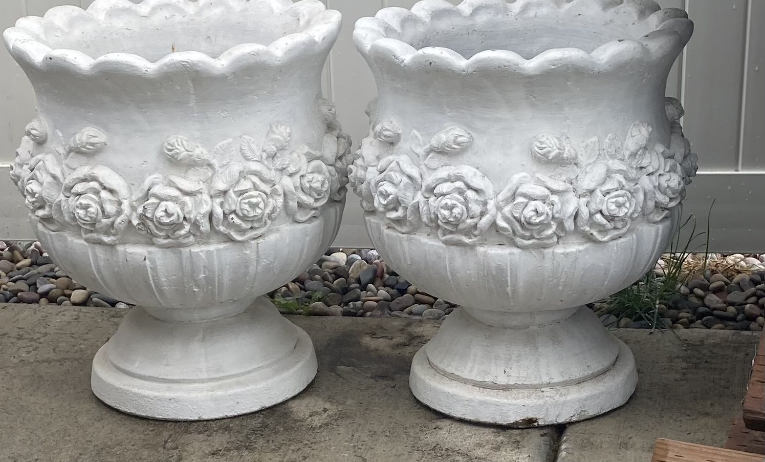 Decorative Rose Blossom Cast Garden Pots