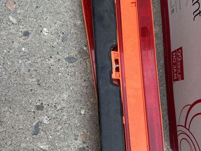 Triangular warning foldable flare kit