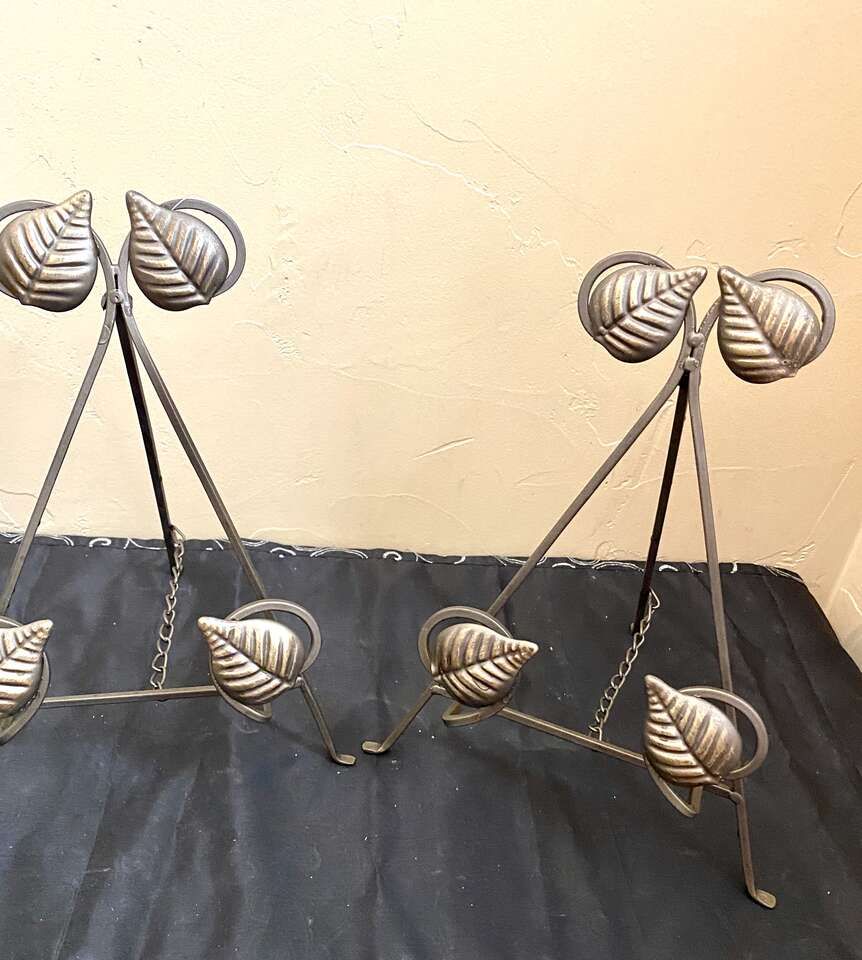 Two Brand NEW LARGE BRONZE EASELS - Classy - Leaf Design W/ Chains - Retails $12 ea. C PICS.