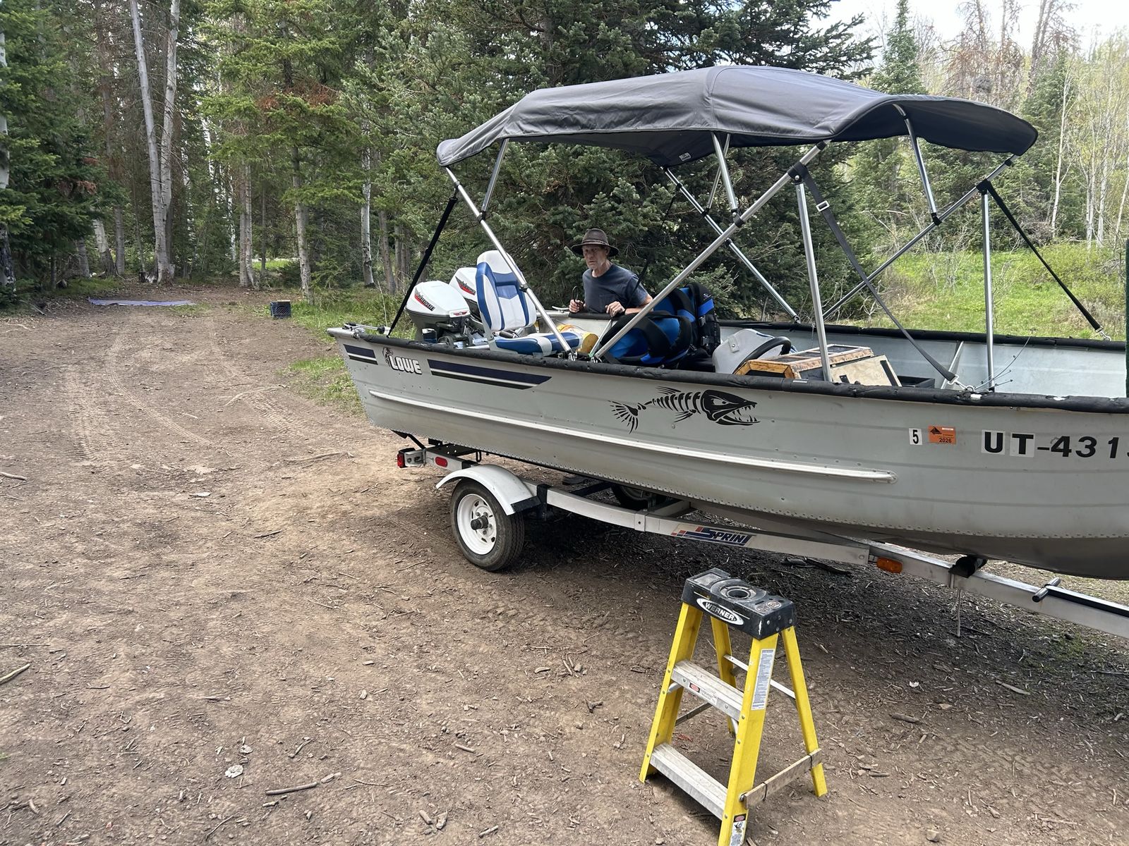 16 foot aluminum fishing boat