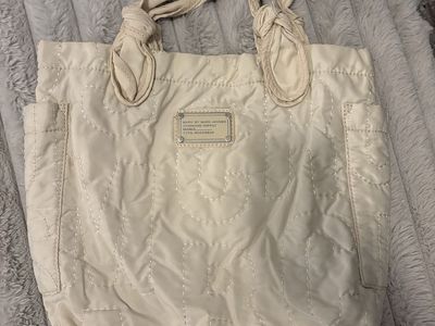 Marc Jacob’s white tote