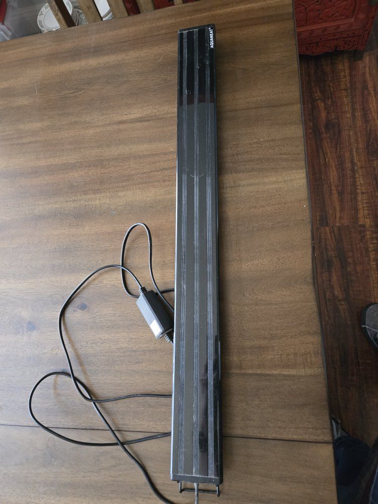 AQUANEAT Aquarium LED Light for Fish Tank 36 in - Full Spectrum, Extendable Design