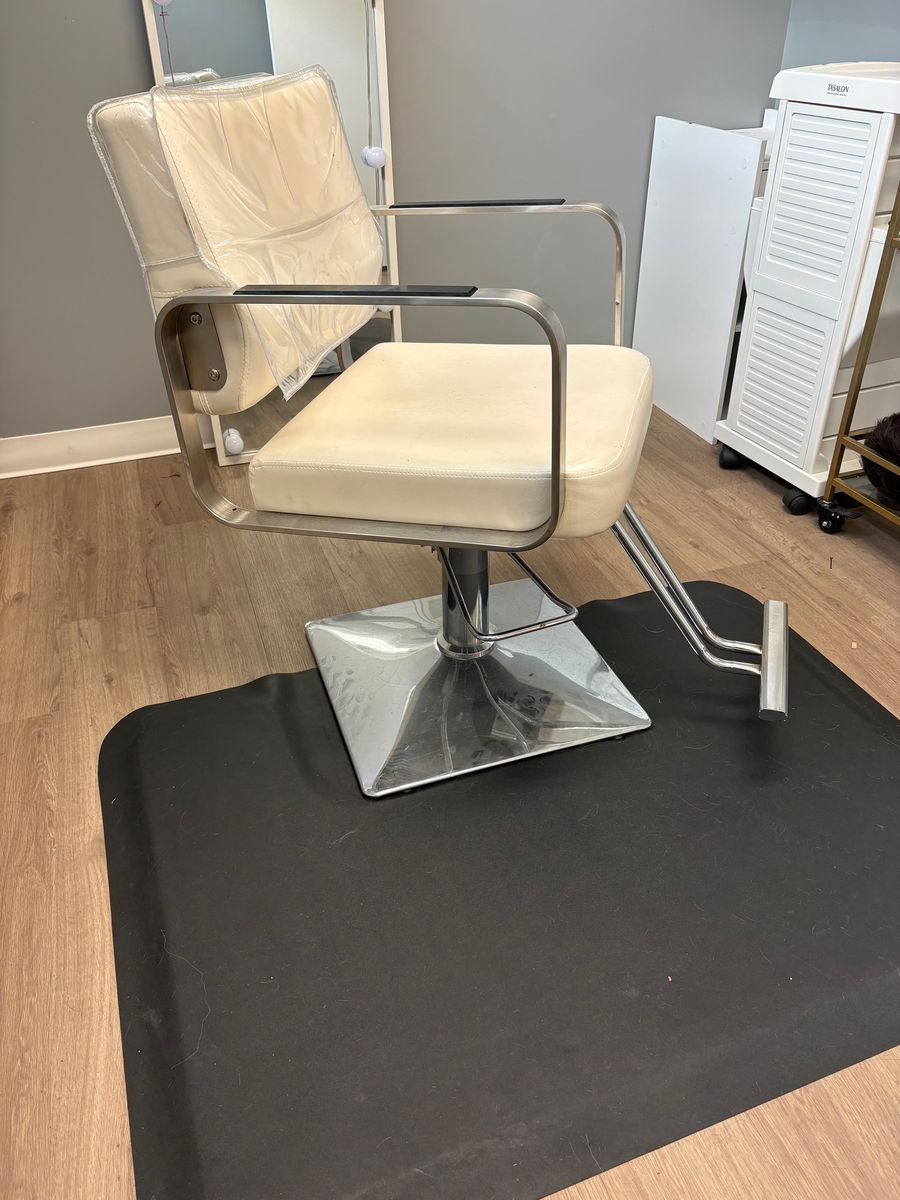 Salon Chair
