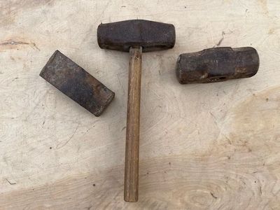 Sledge hammers. Double jack.