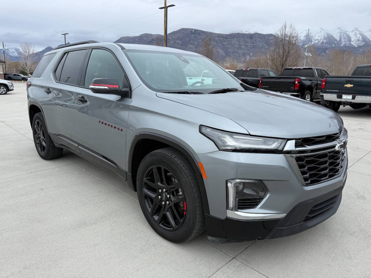 2023 Chevrolet Traverse Premier